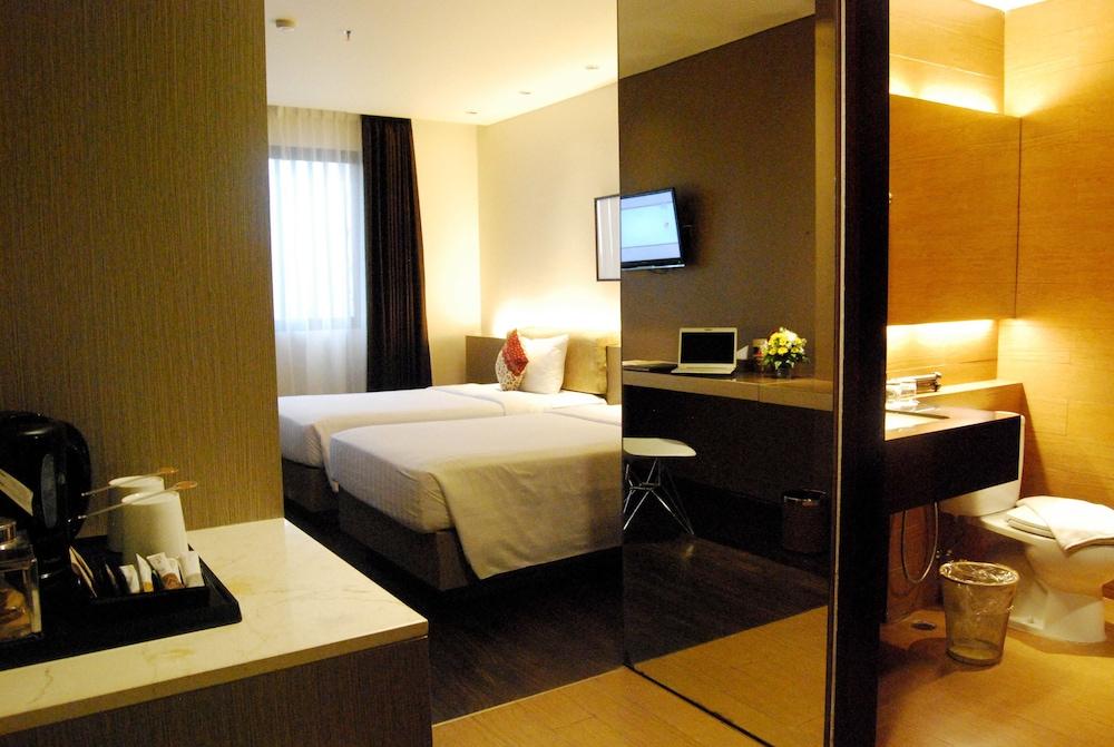 De Java Hotel Bandung Exteriör bild