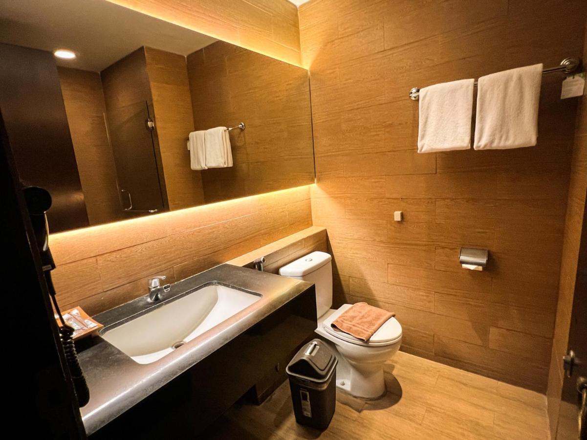 De Java Hotel Bandung Exteriör bild